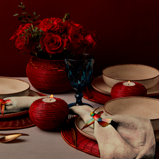 Bajo plato rojo legado de cobre