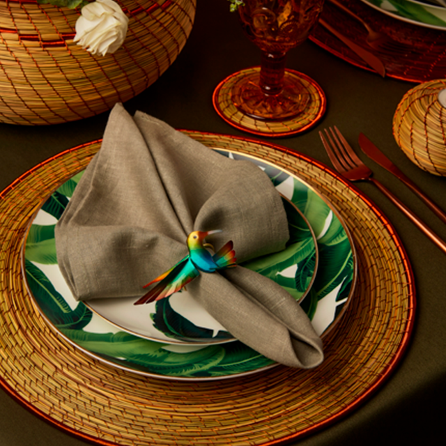 Bajo plato pistacho legado de cobre